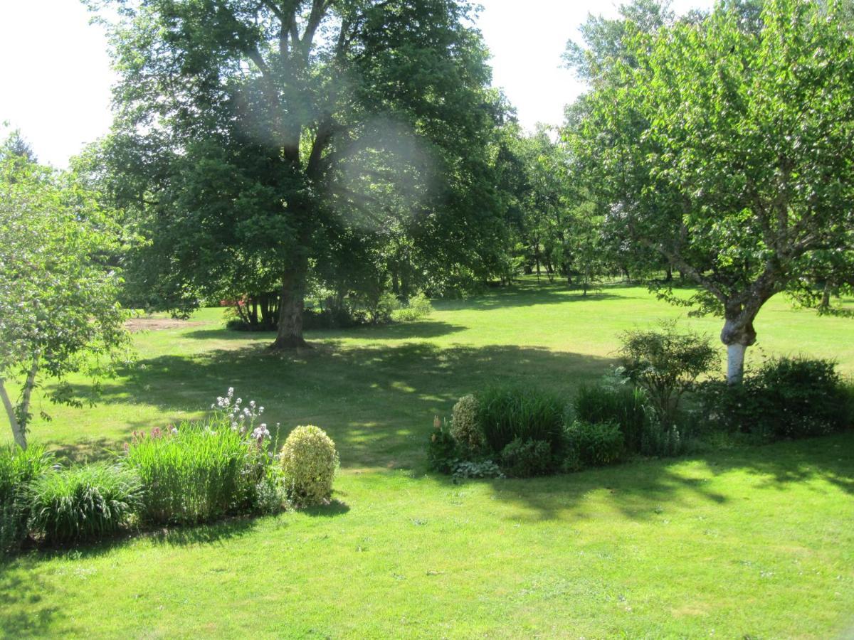 Bed and Breakfast Domaine De Montizeau Lailly-en-Val Экстерьер фото